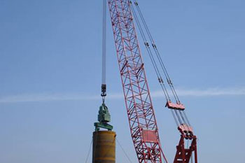 Le vibrofonceur Yongan utilisé dans la construction du pont autoroute Changsha Fuyuan 